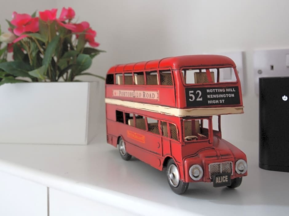 London Queens Apartments