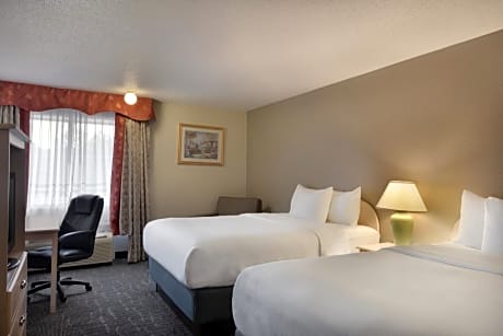2 Queen Beds Classic Room Non-Smoking