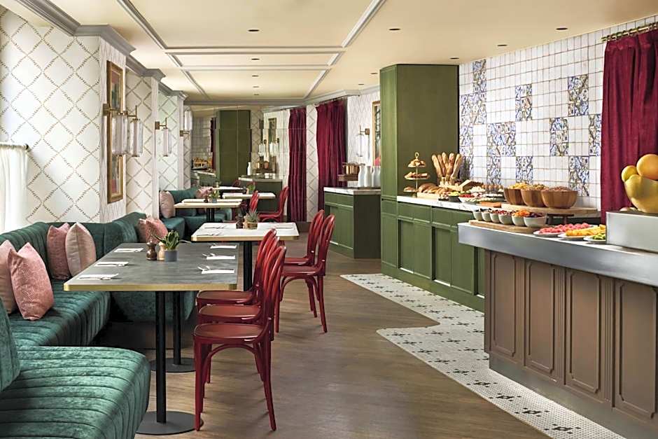 NH Paris Champs- Elysees