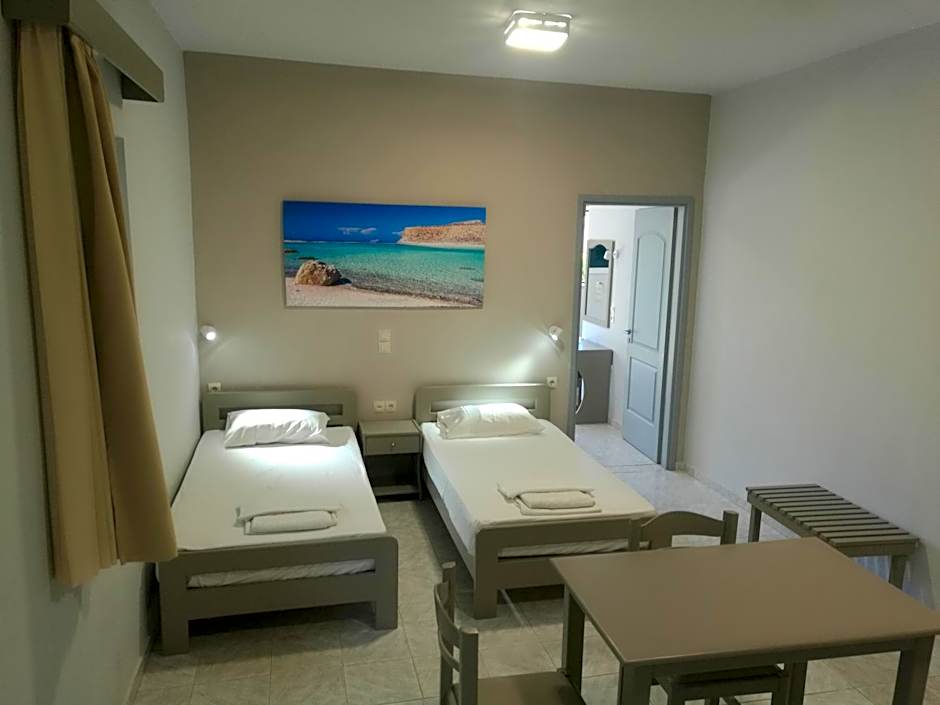 Niriis Hotel