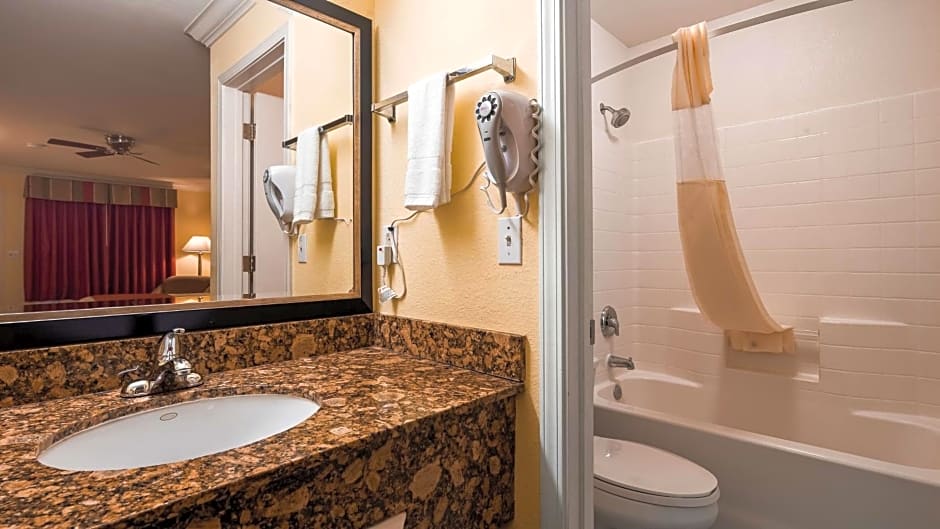 Best Western Heritage Inn