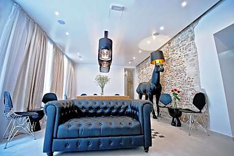 Jupiter Luxury Hotel