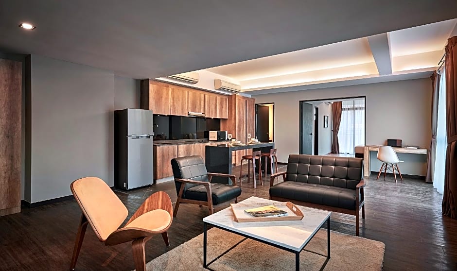 Tropics Eight Suites