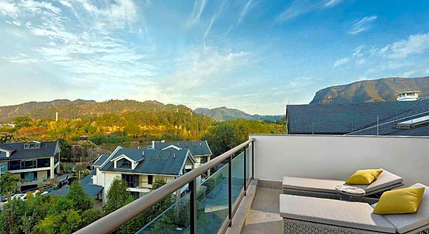 DoubleTree by Hilton Taizhou Shenxianju