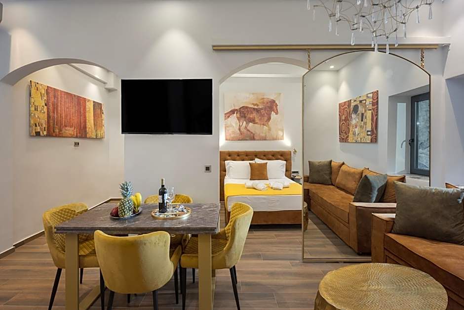 Royal Gold City Suites by Omilos Hotels