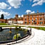 Oakley Hall Hotel