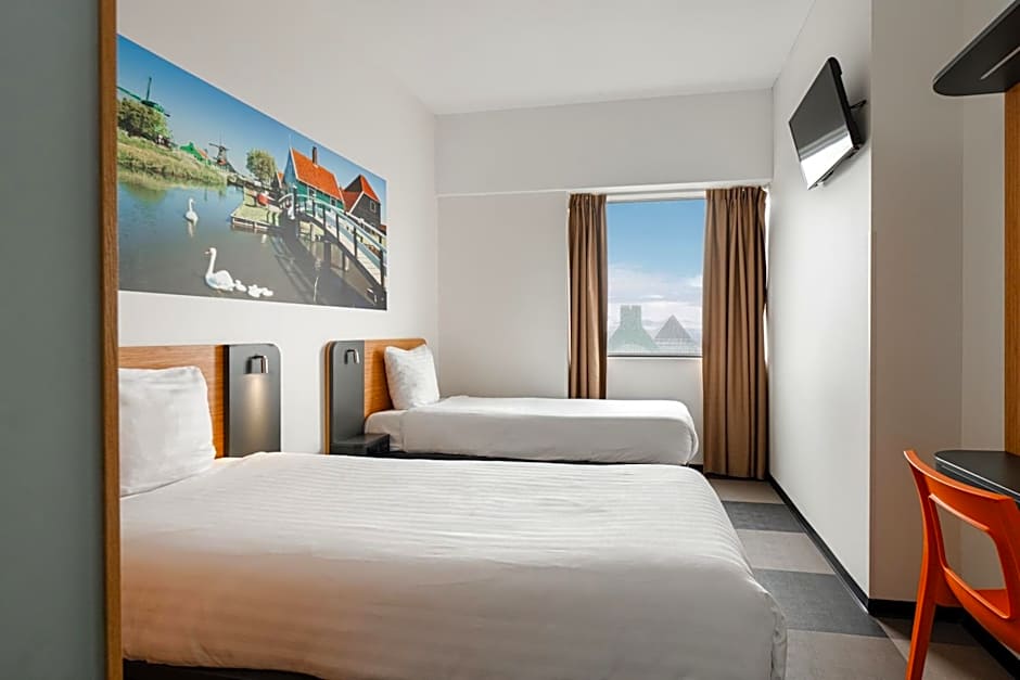 easyHotel Amsterdam Zaandam