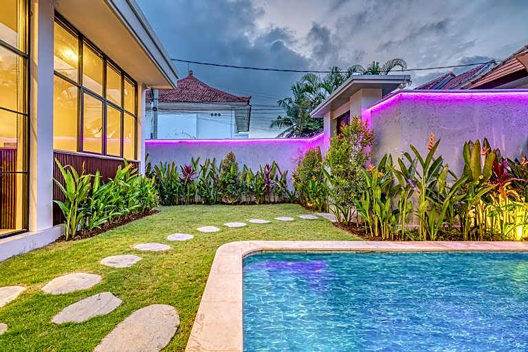 Villa Aura - Canggu, Bali Near Berawa Beach