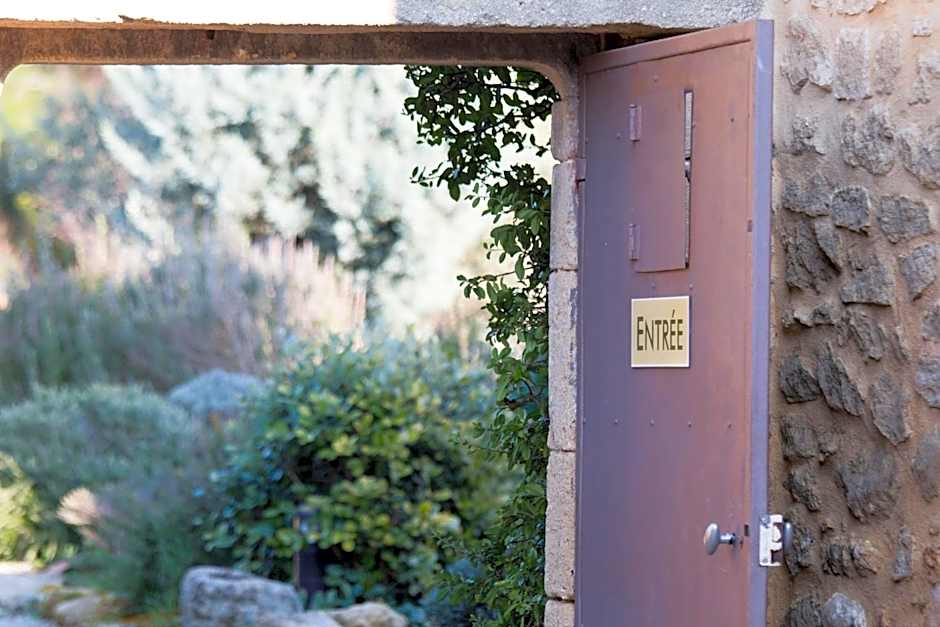 Mas de la Rivoire B&B