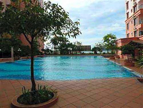 Homestay Marina Court Resort