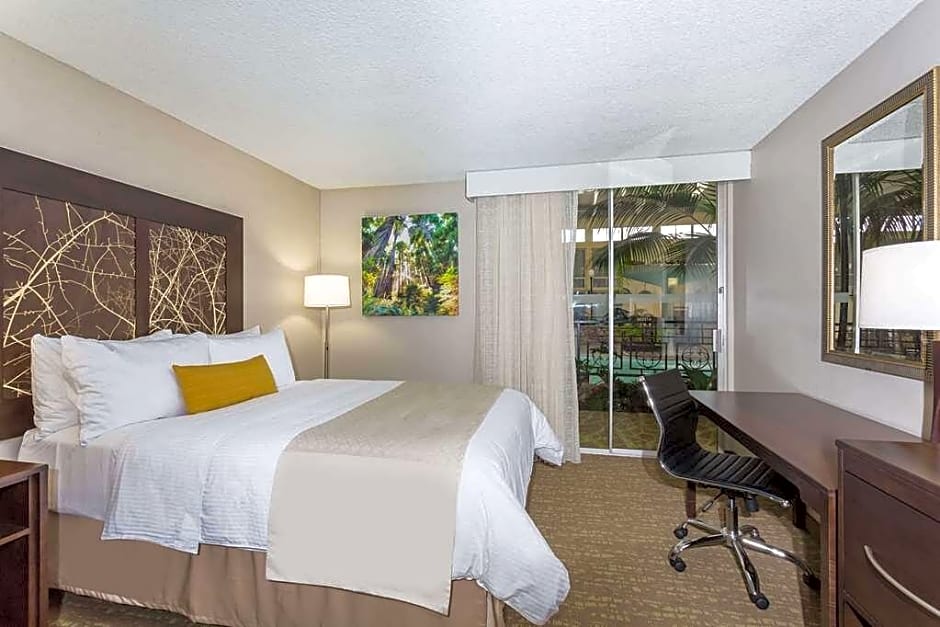 Wyndham Garden Fresno Yosemite Airport