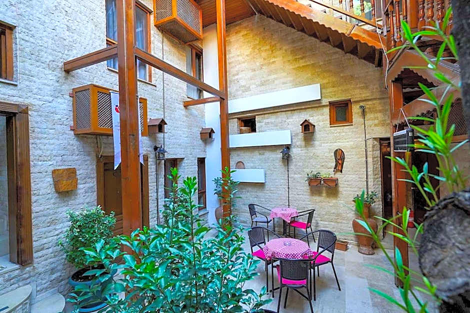 Zeynep Hanım Konağı