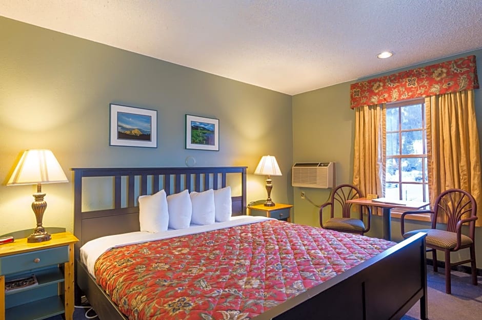 Old Town Inn