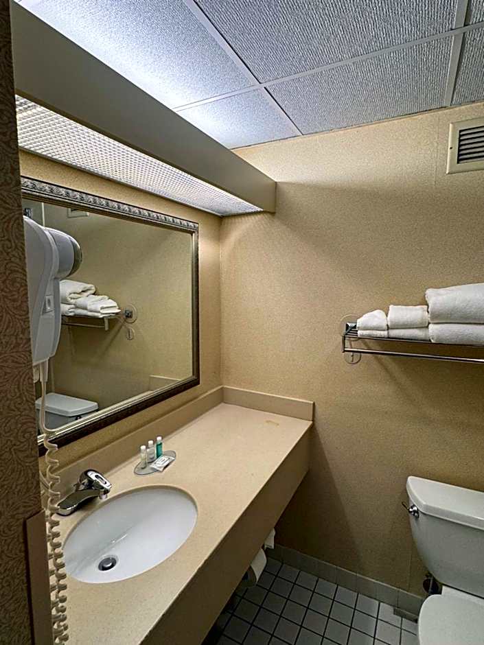 Clarion Inn Frederick Event Center – Frederick, MD