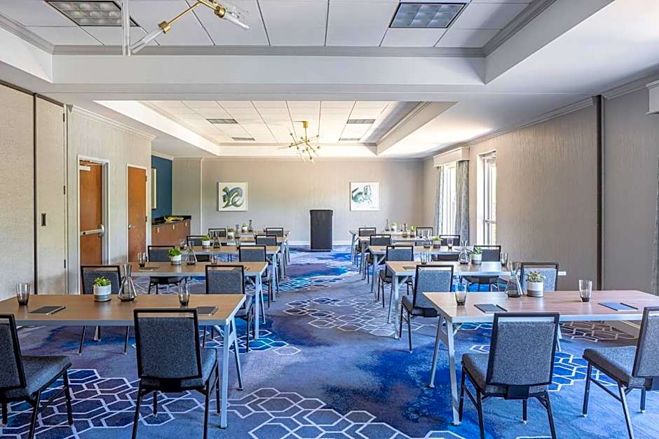 Crowne Plaza Fort Myers Gulf Coast By IHG