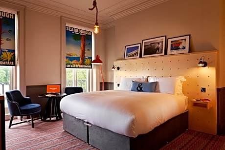 Double or Twin Room with Sea View