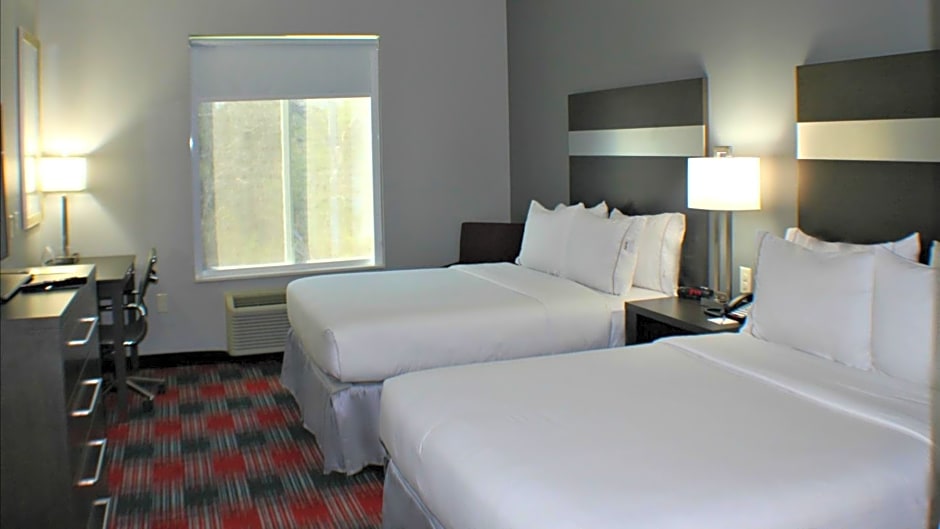 Holiday Inn Express & Suites BONHAM