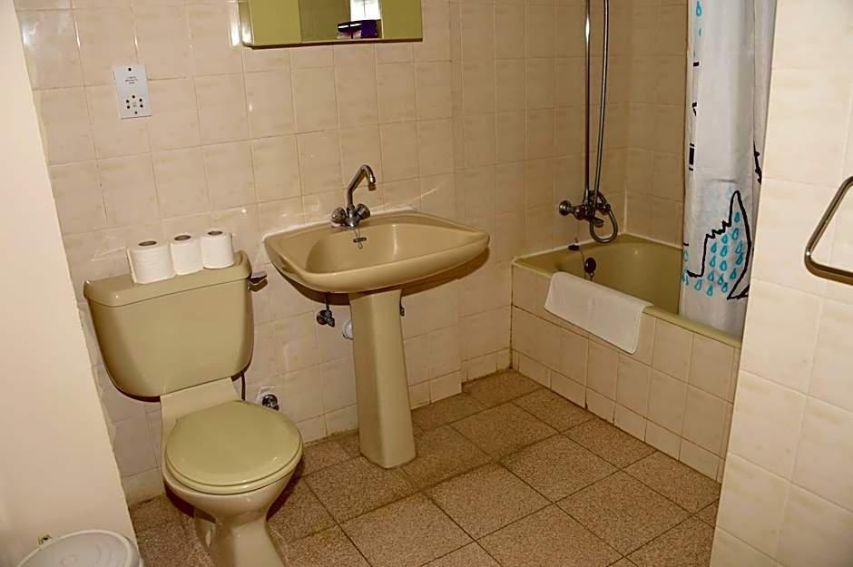 Odysseas & Eleni Hotel Apartments