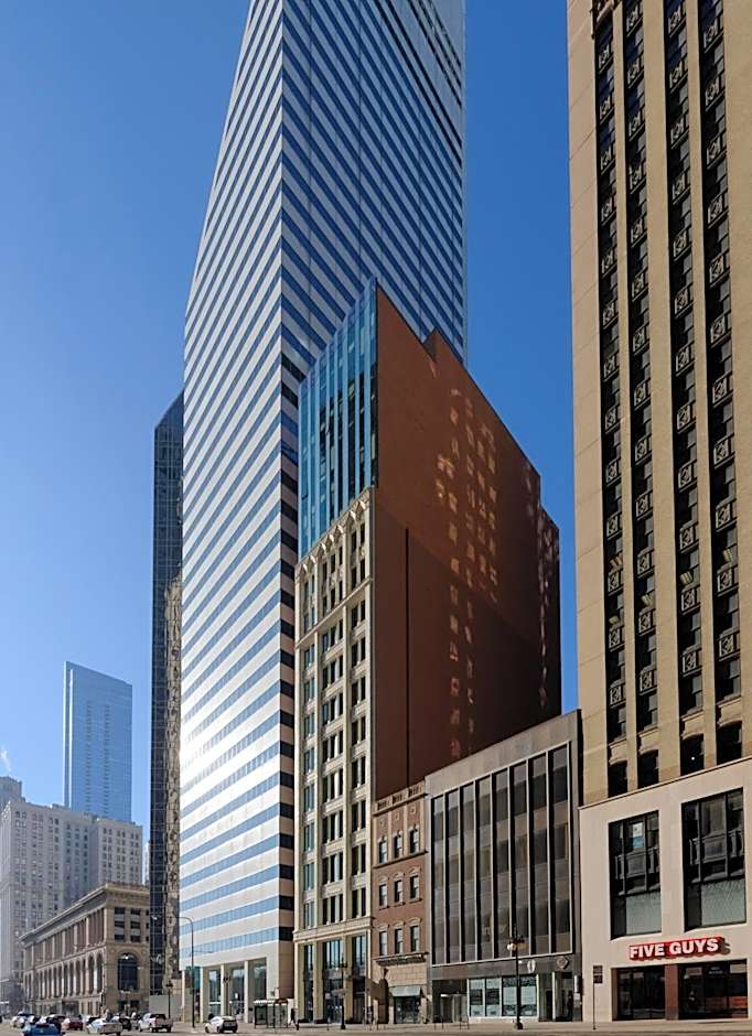 Arlo Chicago
