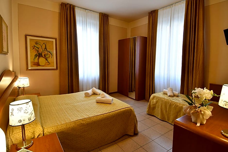 Hotel Innocenti