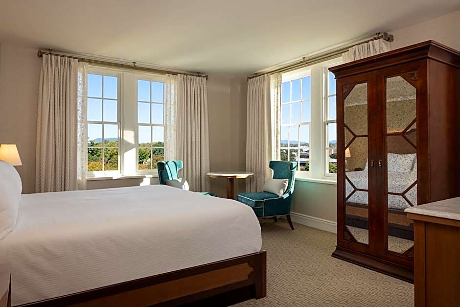 Hotel Roanoke - Conference Center Curio Collection by Hilton
