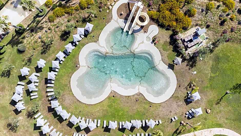 Costanza Charme Club