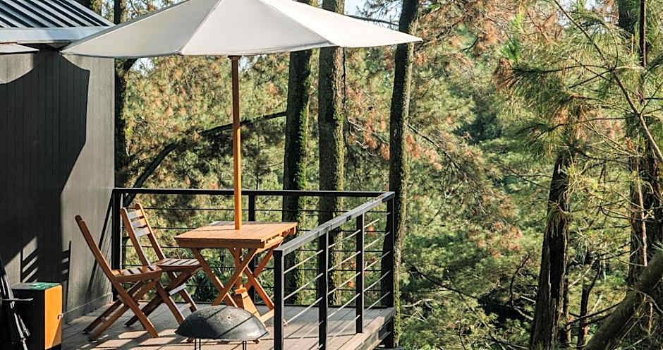 Bobocabin Pacet, Mojokerto