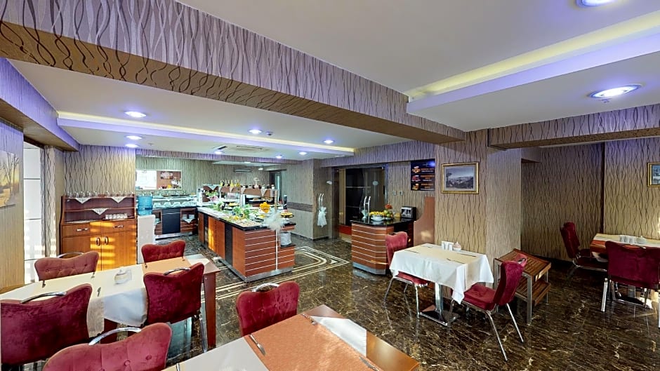 Green Prusa Hotel