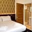 Marlborough Hotel