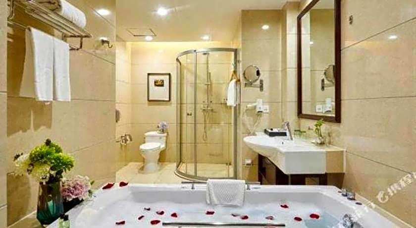 Country Garden Phoenix Hotel YunFu