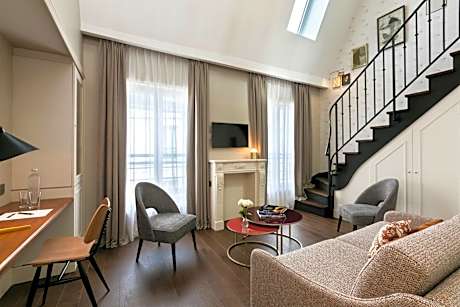 Duplex Quadruple Room