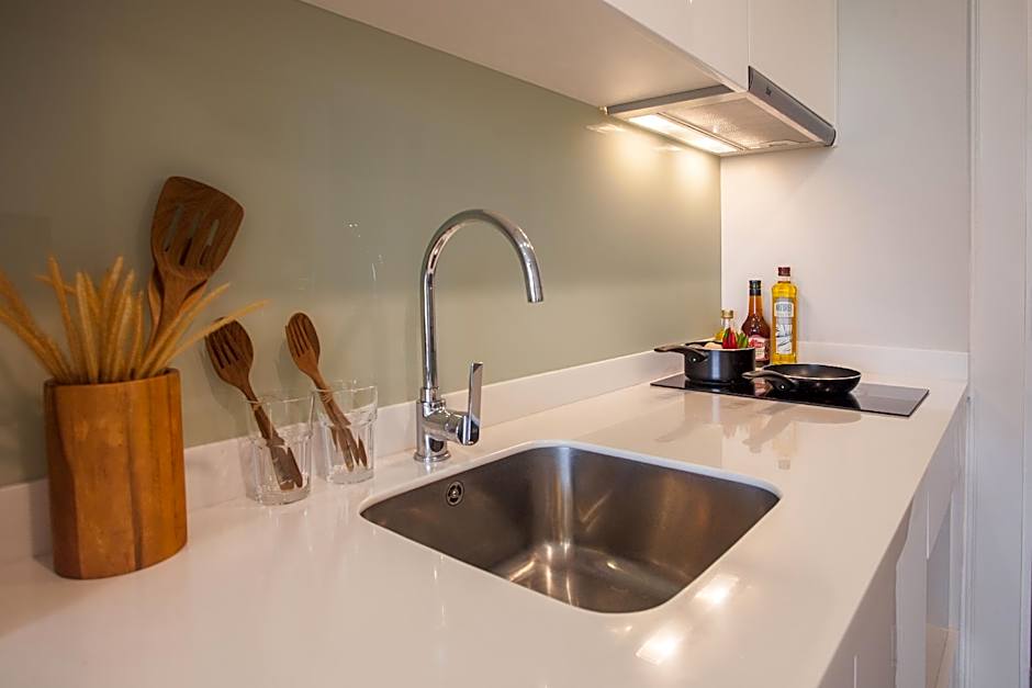 De Amber Bang Sarae by Beach Holiday