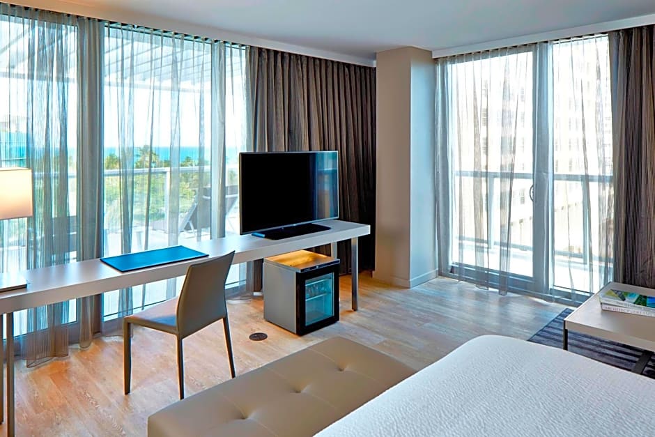 AC Hotel by Marriott Miami Beach