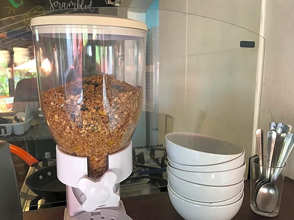 casaJOMO Art, Food & Music B&B