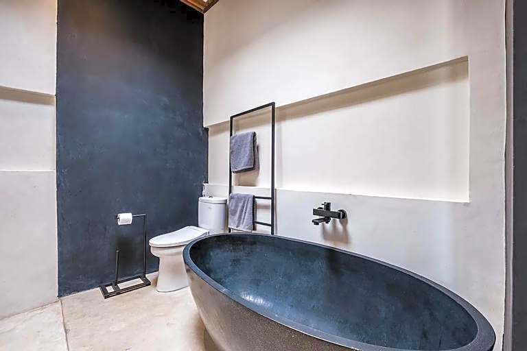 Zazen 2 Villa by Hombali