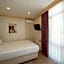 Maxwell Hotel