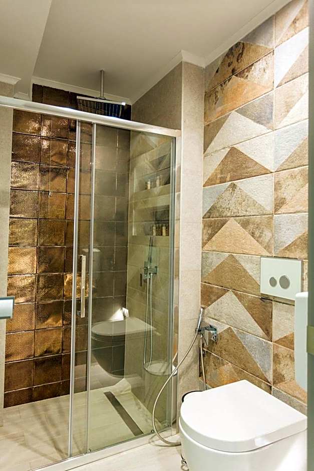 Blue Carpet Luxury Suites