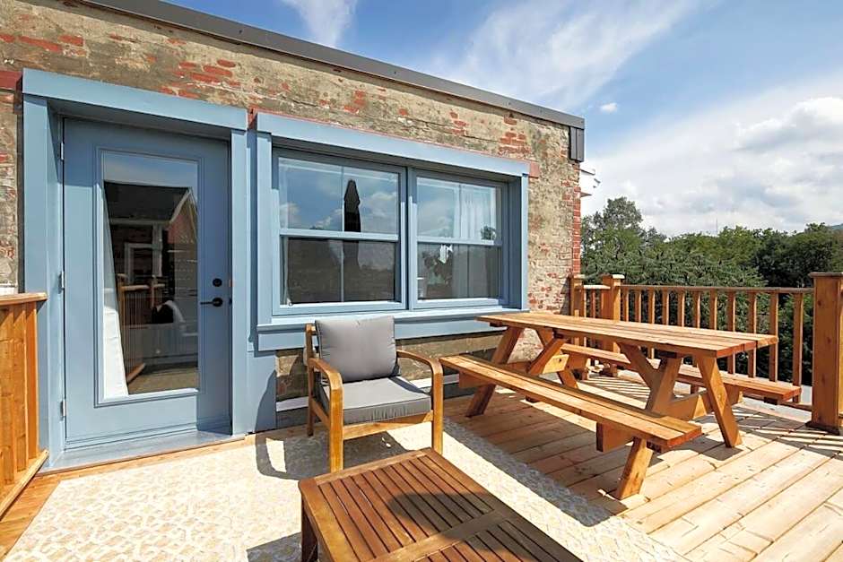 Bromont Lodge 837 shefford suite 200