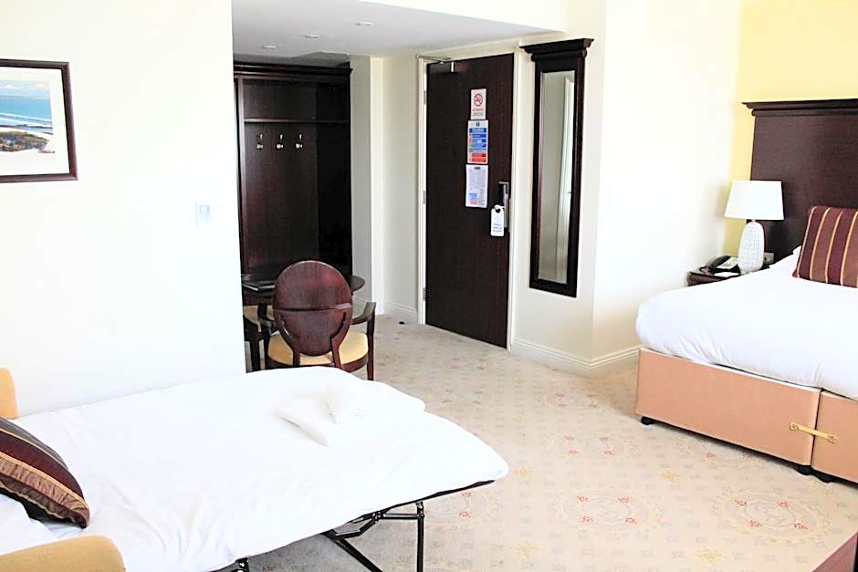 George Albert Hotel