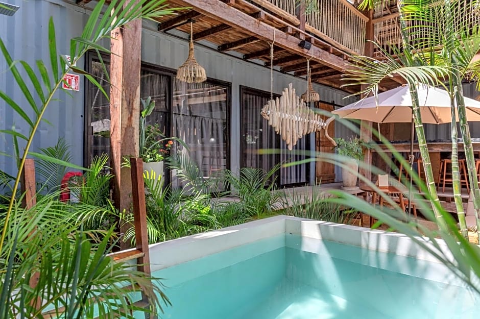 Meteora Stay & Coffeehouse Tulum