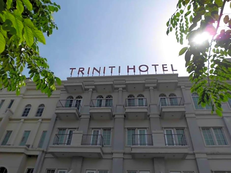 Triniti Hotel Batam 