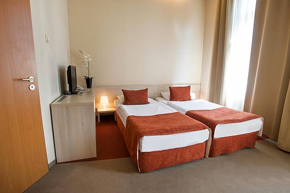 Star City Hotel