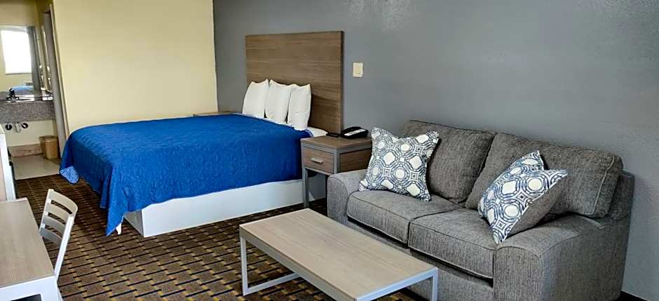 Ameristay Inn & Suites