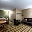 Super 8 by Wyndham Blackwell