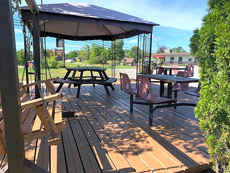 Town & Country Motel