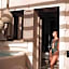 Manili Boutique Suites & Villas