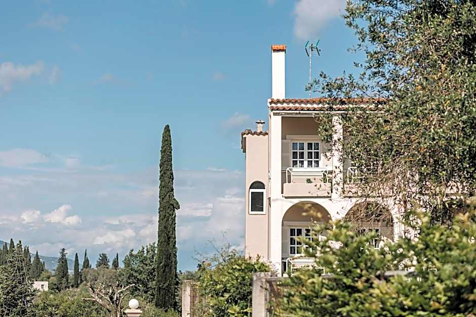 Pelithea Family Aparthotel