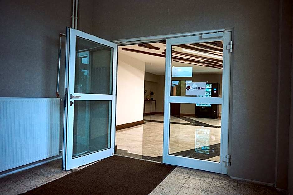 Puzzle Hotel Airport Frankfurt