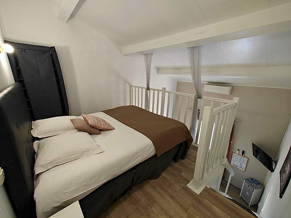 Auberge Des Pins