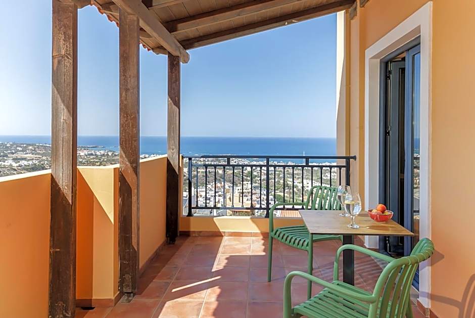 Driades Luxury Apartments by Estia